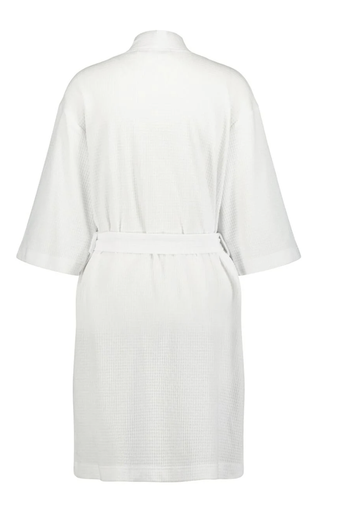 Women's embossed short bathrobe